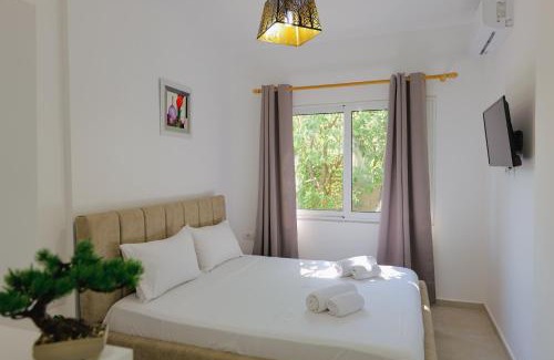 Ksamil Apartment | Relaxing Escape Rooms