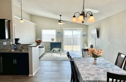 Biggs Field House | Relaxing family stay with all amenities