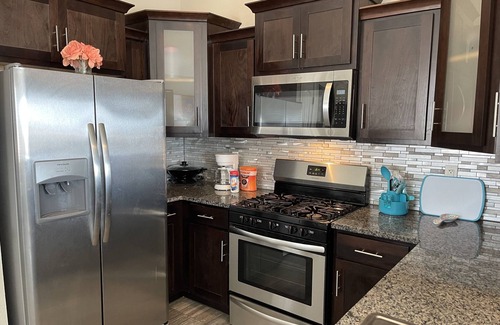 Biggs Field House | Relaxing family stay with all amenities