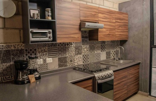 Downtown Guadalajara Apartment | Relaxing Getaway Loft w/Gym & Coworking | 2 BD | Tribu Colón