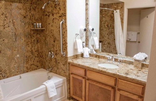 Avila Beach Hotel | Relaxing Getaway! Pool, Free Parking, Minutes From Bob Jones Bike Trail