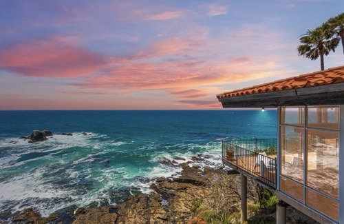 Laguna Beach House | Relaxing getaway with your own private beach just foot steps away.