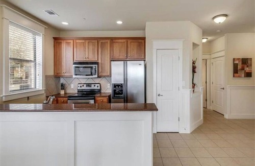 Jonestown Condo | Relaxing Lake Condo Getaway! Enjoy a Fantasic Lakeview for a little R&R