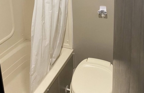 Hurst Apartment | Relaxing Night Stay Near DFW Airport (RV Rental with Delivery & Pick Up Only)