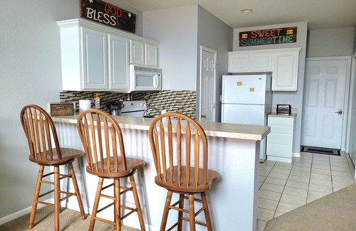 Camdenton Condo | Relaxing on the Big Nianguan3BR w/Loft - 6 Beds