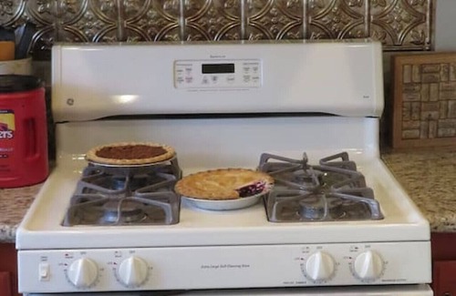 North Las Vegas Apartment | Relaxing Rancho & Peaceful Pool 6 beds Kids Welcome NO PETS