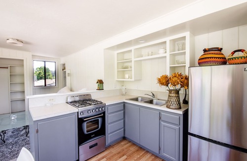 Guerneville House | Relaxing retreat in the redwoods-not recommended for partiers.