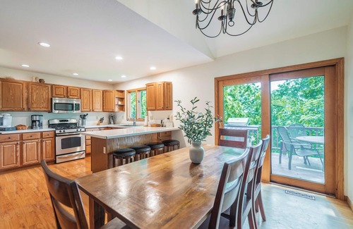 The Galena Territory House | Relaxing Retreat with Hot Tub and Fire Pit