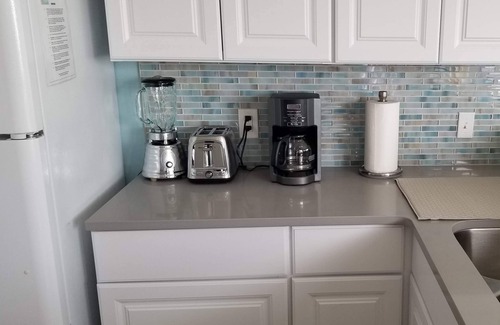 Galveston House | Relaxing Retreat with Beach View near Jamaica Beach -Discount for Weekly Booking