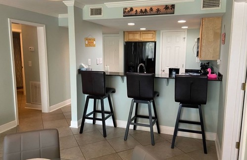 Biloxi Condo | "Relaxing Stay with Comfort, Style, and Gulf Views-Good Vibes Condo in Biloxi!"