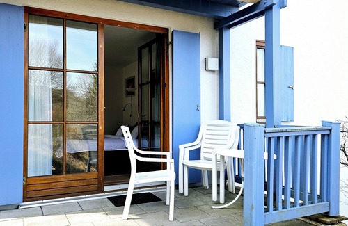 Schofweg Apartment | Relaxing time out in the Sonnenwald vacation region with a view of Lallinger Winkel