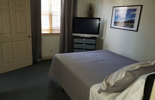 El Paso Apartment | Relaxing Two Bedroom Apartment