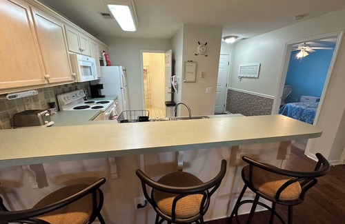 Bolivia Condo | Relaxing Winding River 2bd condo near Holden Beach & Novant Brunswick Hospital