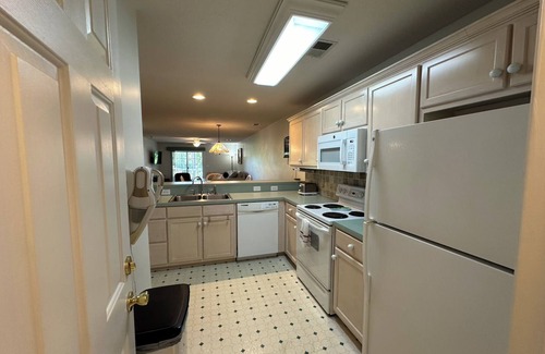 Bolivia Condo | Relaxing Winding River 2bd condo near Holden Beach & Novant Brunswick Hospital