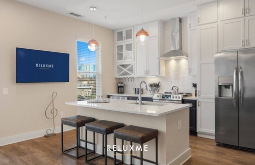 Fourth Ward Apartment | Reluxme | Lux 3BR Condo w/Skyline View + Stadiums