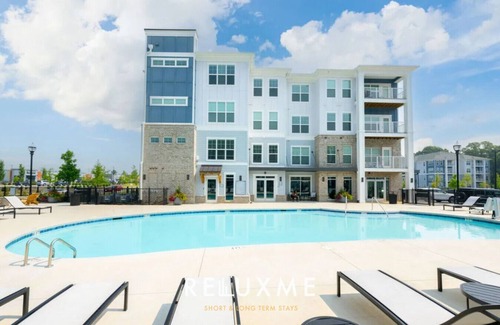 Paw Creek Apartment | Reluxme|Stylish 2BR w/Balcony, Gym, Pool, Stores