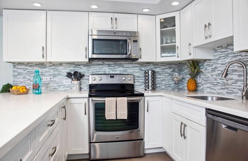 Kihei Condo | Remodeled 1BR/2BA at Kamaole Sands: Steps to Beach