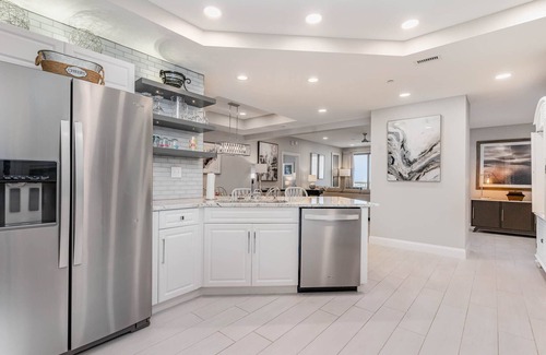 Arcadian Shores Condo | Remodeled 3 BdRm Unit-Full Acces-908 Margate