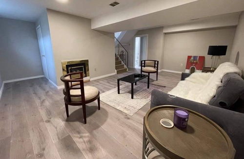 Victoria Hills House | Remodeled 5 beds home with brand-new appliances