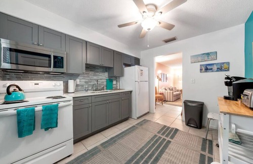 Indian Rocks Beach Villa | Remodeled Clean , Bright Indian Rocks Beach Villa. Pet Friendly