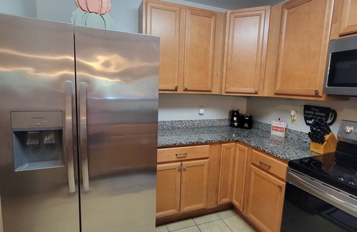 Pigeon Forge Condo | Remodeled Condo, Walk-in Shower, Arcade, King Bed, Pools & Walk to Parkway