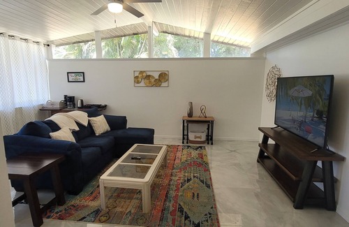 Vero Beach South Cottage | Remodeled cottage built in 1958 great for family 10 minutes away from the beach