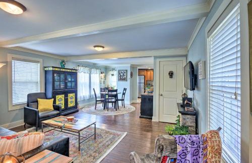 Central Waterford House | Remodeled Farmhouse in Waterford Near 2 Beaches!