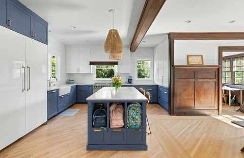 Piedmont House | Remodeled Historic Home 7BR/4BA | NE Portland