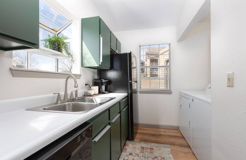 Indian Point Condo | Remodeled Modern Condo next to Silver Dollar City and Table Rock Lake