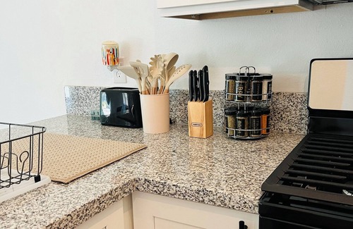 Visalia Apartment | Remodeled Oasis near Sequoia National Park