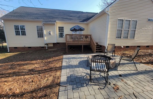Southwest Raleigh House | Remodeled ranch style home with Firepit conveniently located