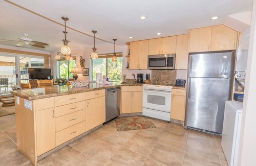 Kahana Condo | Remodeled w/garden views - KSD11 - Sullivan