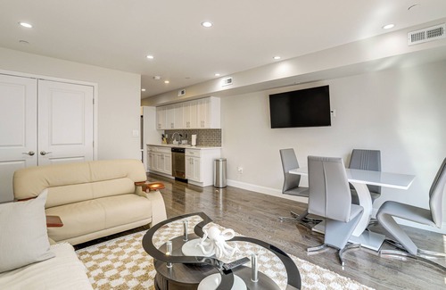 Point Breeze Condo | Remote Work Hub: Philly Condo 3 Mi to Center City!