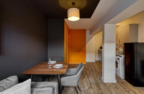 Southport Apartment | Renaissance 7: 1 Bedroom Apartment in Southport