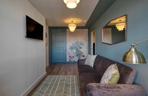 Southport Apartment | Renaissance 9: 1 Bedroom Apartment in Southport