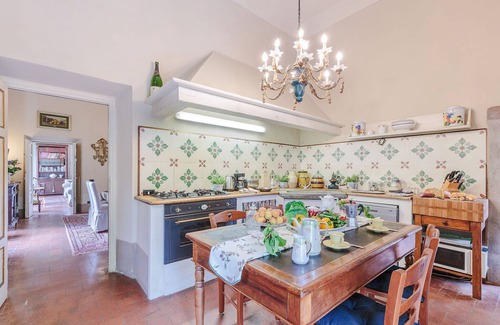 Vicopelago Villa | Renaissance Villa with Pool in the Vineyards in Lucca