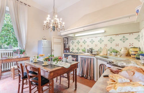 Vicopelago Villa | Renaissance Villa with Pool in the Vineyards in Lucca