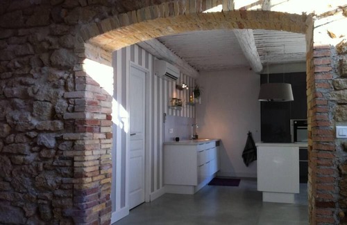 Sainte-Cecile-les-Vignes Other | Renovated Provençal farmhouse in a quiet environment, with pool