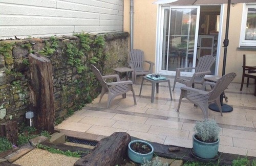 Barneville-Carteret Cottage | Renovated 18th-c. townhouse with enclosed garden near beaches and amenities
