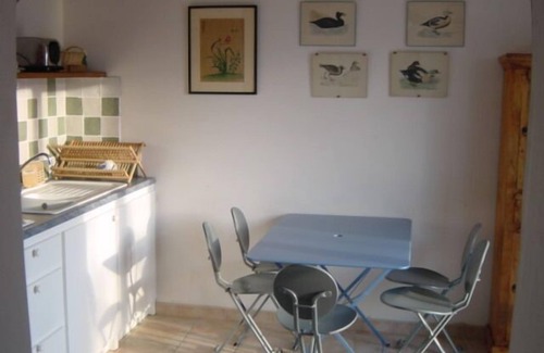 Villedieu House | Renovated 19th century chapel, Ideal for 2/3 persons