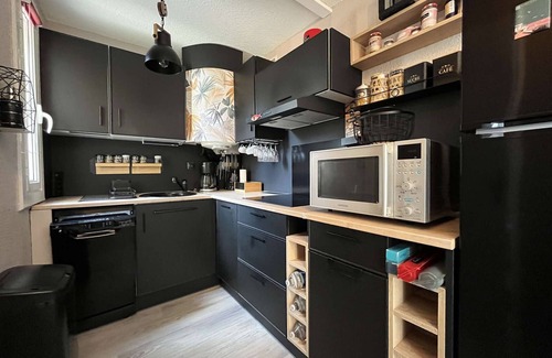 Port Rive Gauche Apartment | Renovated 2-room apartment with private parking in Gruissan, near Grazel beach