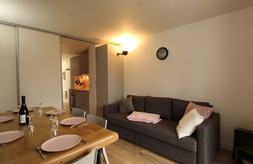 Flaine Apartment | Renovated 3-Room Apartment, Sleeps 6, 500m from Slopes, Central Location, Stunning Views