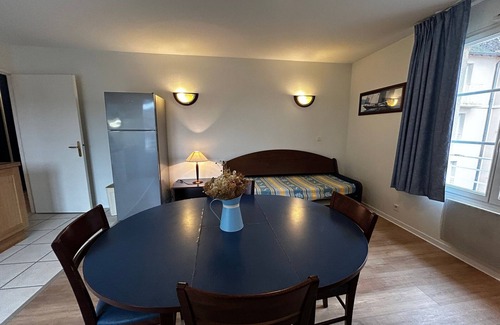 La Roche-Posay Apartment | Renovated apartment near Thermes with pool and Wi-Fi