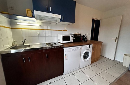 La Roche-Posay Apartment | Renovated apartment near Thermes with pool and Wi-Fi