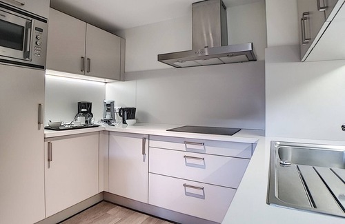 Les Menuires Apartment | Renovated Apartment Near Slopes with Balcony, WIFI, Sauna & Hammam - Les Belleville, France