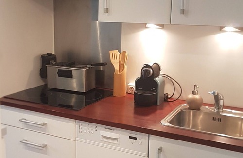 Arzon Apartment | Renovated apartment, direct access to beaches, leisure activities, trails, port, shops,