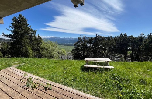 Les Angles Apartment | Renovated Apartment with Terrace, Ski Locker, and Modern Amenities