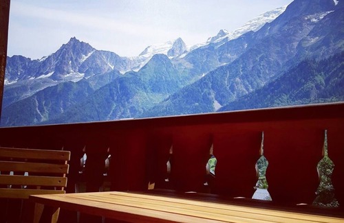 Les Houches Apartment | Renovated apartment Ski-in/ski-out splendid view