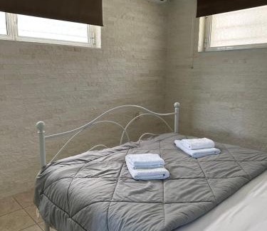 Anavyssos Apartment | Renovated apt close to beach Wifi AC