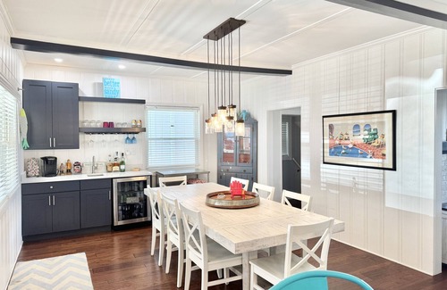 Michigan City House | Renovated Beach House located Right On Lake Michigan